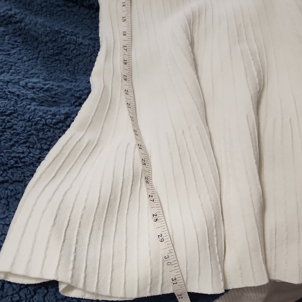 Zara Off-White Textured Dress - Picture 5 of 5